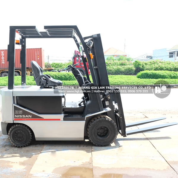 xe-nang-nissan-2.5-tan-P1B2L25-178-b2