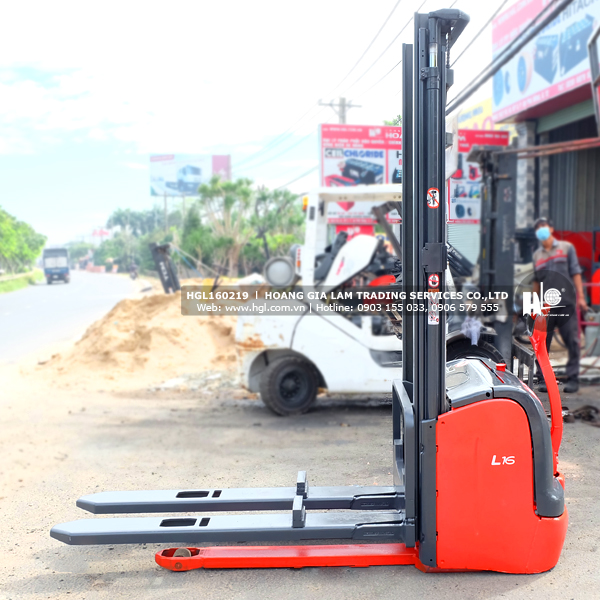 xe nâng linde L16 p3