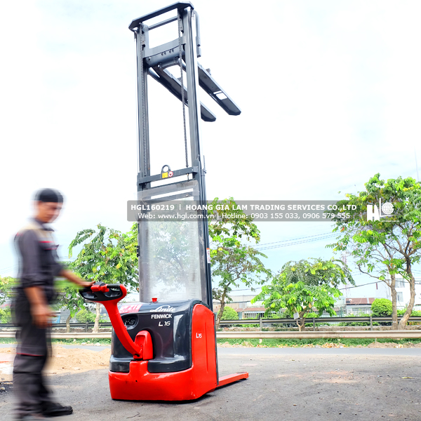 xe nâng linde L16 p4