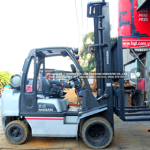 xe-nang-nissan-UG1D2A32LQ-198-p2