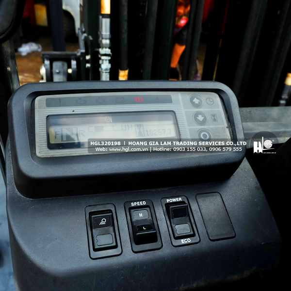 xe-nang-nissan-UG1D2A32LQ-198-p6