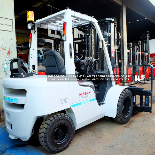 xe-nang-gas-lpg-nissan-3-tan-UG1F2A30WU-166-p1