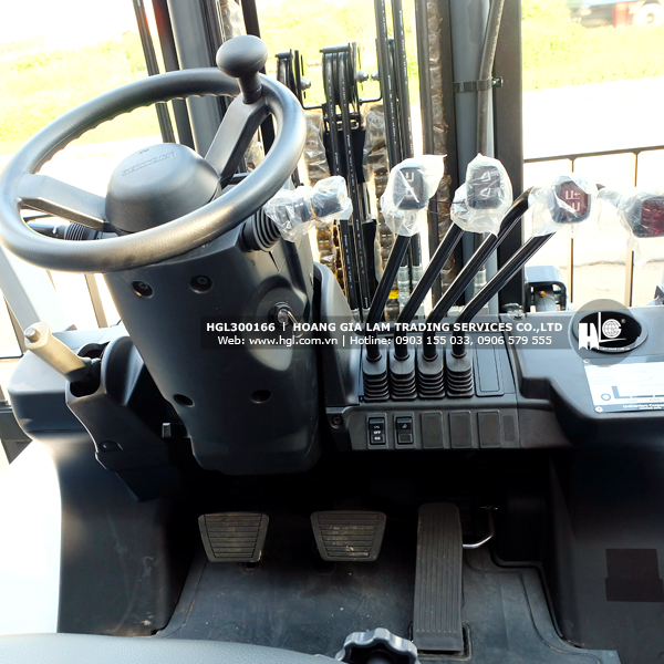 xe-nang-gas-lpg-nissan-3-tan-UG1F2A30WU-166-p3