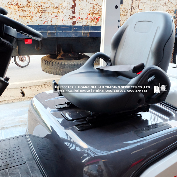 xe-nang-gas-lpg-nissan-3-tan-UG1F2A30WU-167-p6