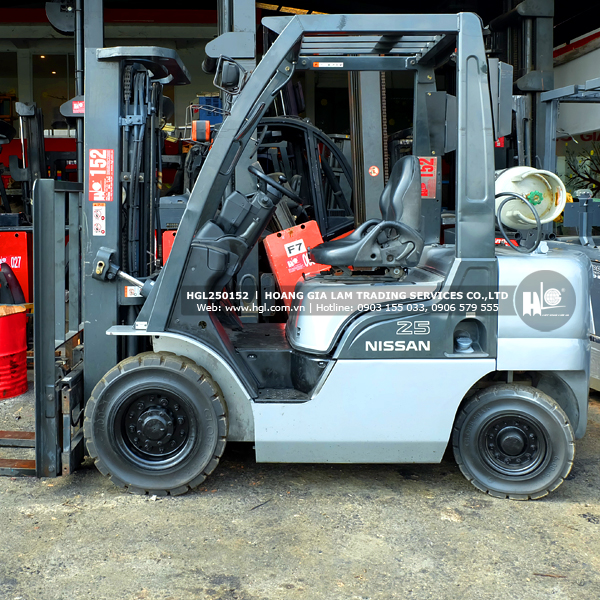 xe-nang-gas-nissan-2.5-tan-LPL02A25D-152-p4