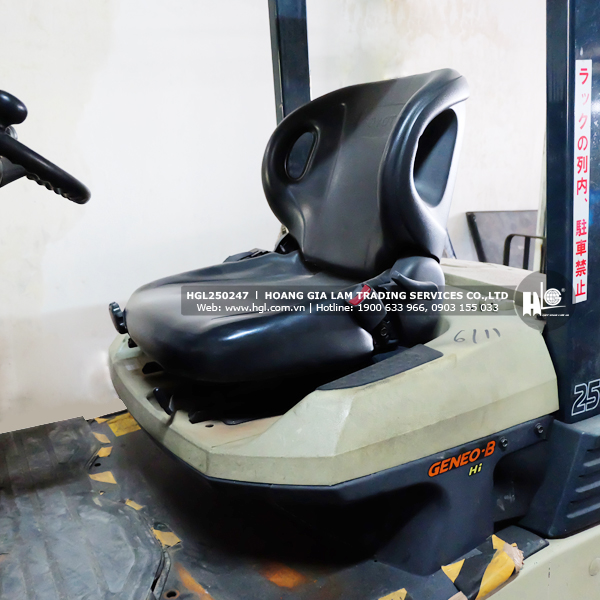 xe-nang-TOYOTA-7FB25-247-hgl8