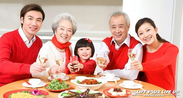 bua-com-cuoi-cung-voi-me-cau-chuyen-nguoi-con-nao-cung-nen-doc-1-lan