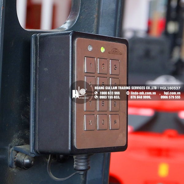 Xe nâng LINDE R16SHD-12 (HGL160537)